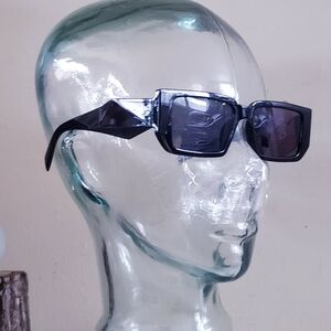 QUO BNWT Polarized Square Sunglasses O/S